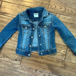 Girls Sonoma size 5 Jean jacket. Only worn a few times